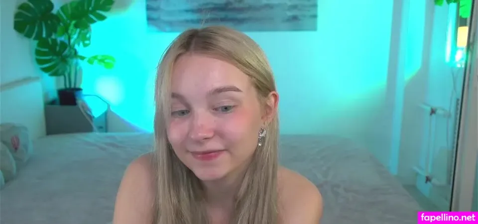 Tiny Flame OnlyFans Thumbnail #9FSvSYaxJl