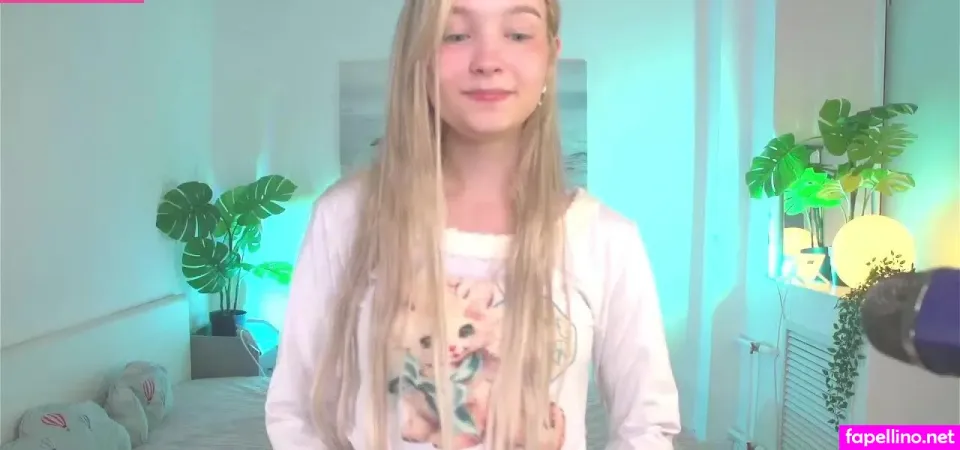 Tiny Flame OnlyFans Thumbnail #Qjyb5dwXSM