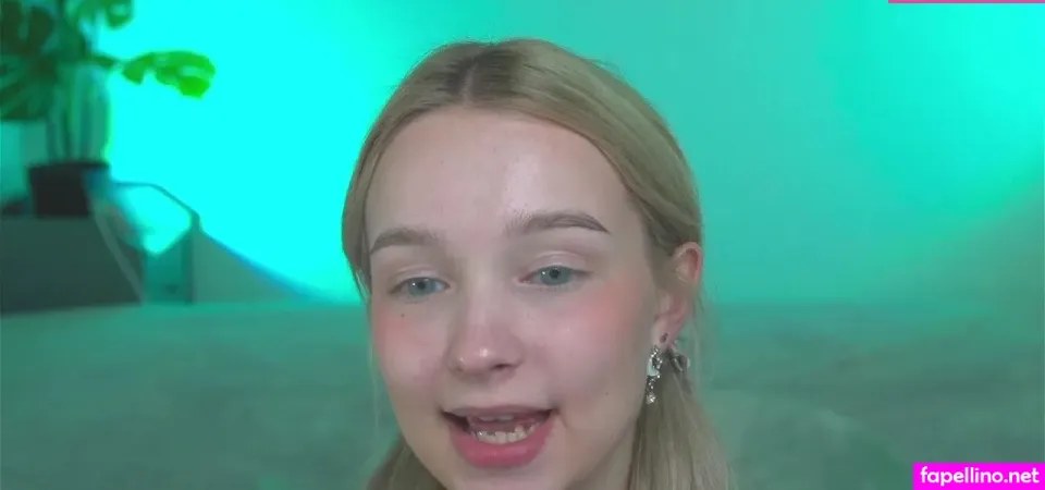 Tiny Flame OnlyFans Thumbnail #vfo2n50VYh