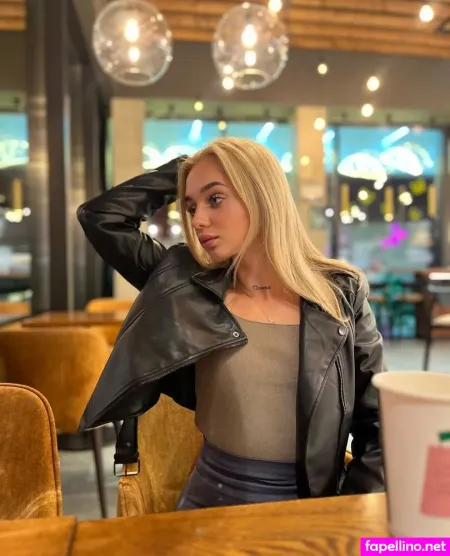 Tiny Loly OnlyFans Thumbnail #AivCijEMlB