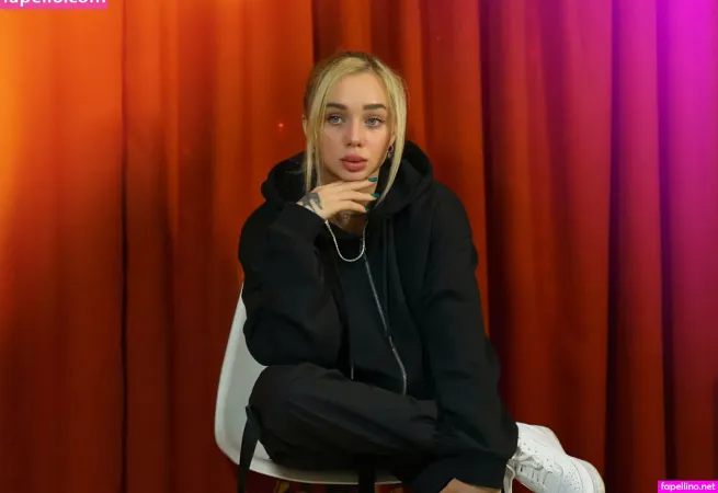 Tiny Loly OnlyFans Thumbnail #u1kejVAaJV