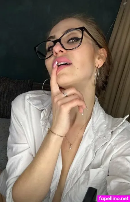 Tiny Teach OnlyFans Thumbnail #nlXy1Tvsrz