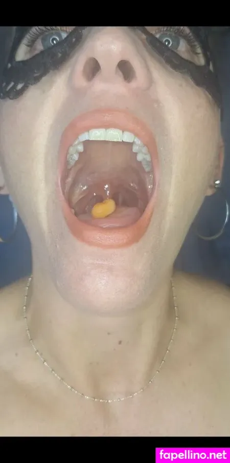 Tiny Uvula OnlyFans Thumbnail #bnuXGmV0s1