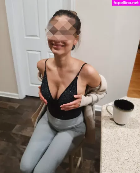 Tinyandtan OnlyFans Thumbnail #elTQyHO1vR