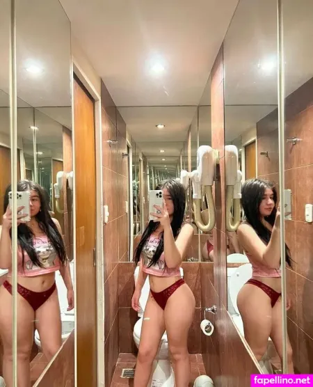 Tinyavaxo Main Profile Photo