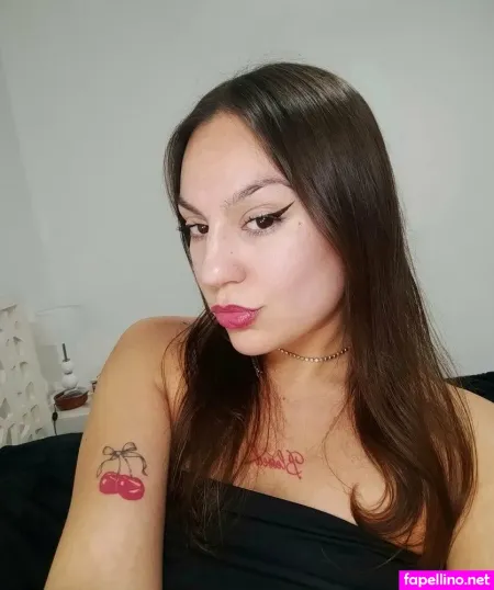 Tinybaddie X OnlyFans Thumbnail #0ayidHSSzc