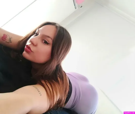 Tinybaddie X OnlyFans Thumbnail #MHPU0ukyLK