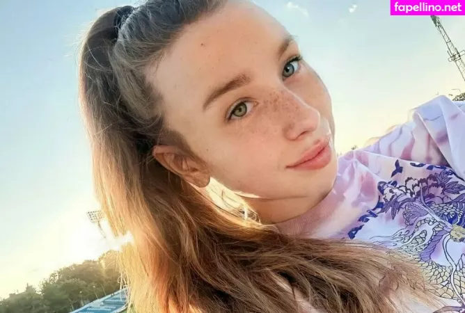 Tinyellie OnlyFans Thumbnail #YVCZkJsktK