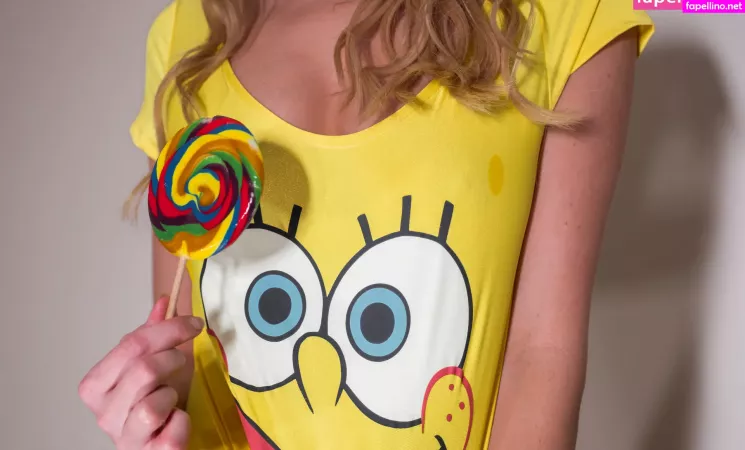 Tinyhini OnlyFans Thumbnail #AljG7rcMwn