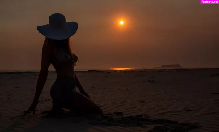 Tinyhini OnlyFans Thumbnail #XJ3h09jgod