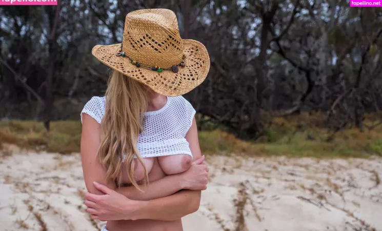 Tinyhini OnlyFans Thumbnail #hLIrxSord0