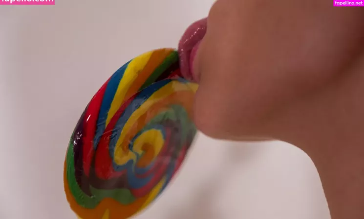 Tinyhini OnlyFans Thumbnail #hs6mp92ekC