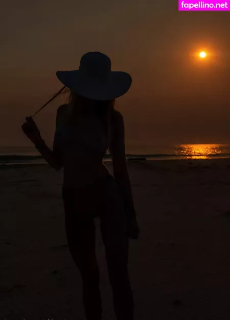 Tinyhini OnlyFans Thumbnail #vDvWr1vuPm