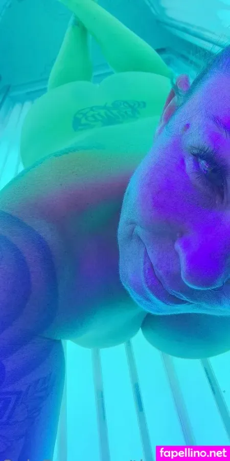 Tinyhotbrunette 69 OnlyFans Thumbnail #MsAAgqz3Zt