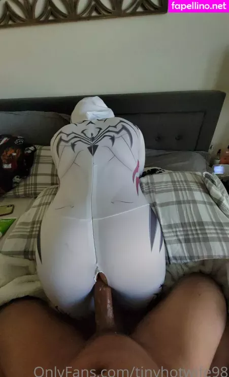 Tinyhotwife98 OnlyFans Thumbnail #w7HG0hLhXu