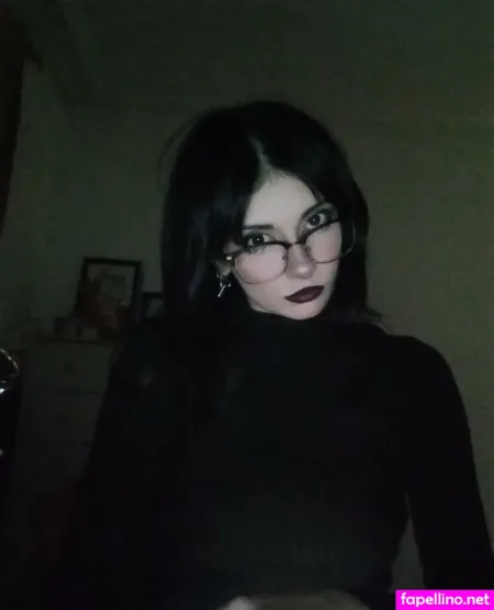 Tinyjullesssss OnlyFans Thumbnail #7R13kg7sSW