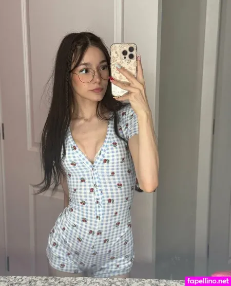 Tinykatrina 2 OnlyFans Thumbnail #cmvgT4avxx