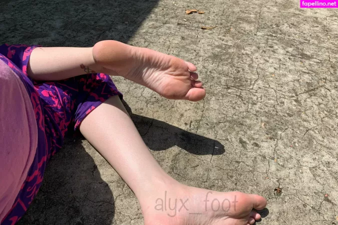 Tinykittie OnlyFans Thumbnail #8xtzOOGan2