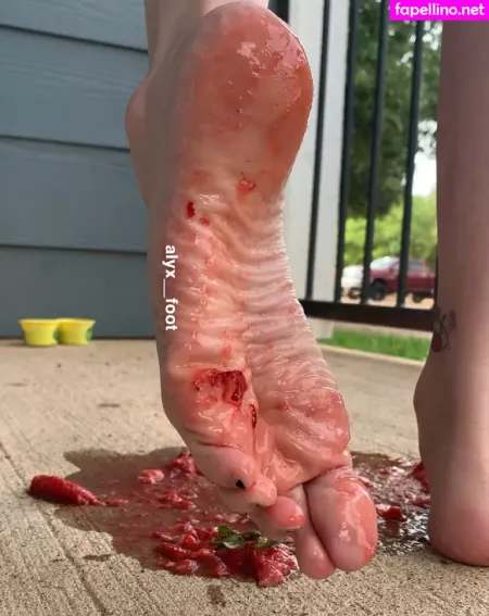 Tinykittie OnlyFans Thumbnail #N6Zd3v6vJk