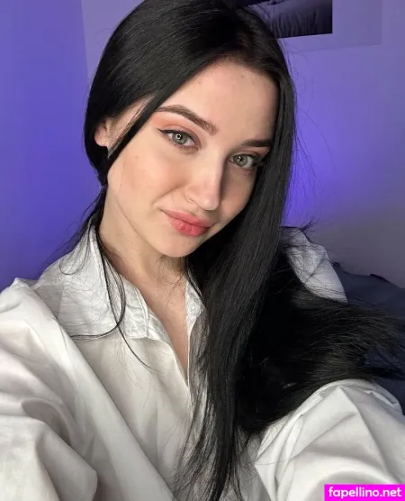 Tinylia Main Profile Photo