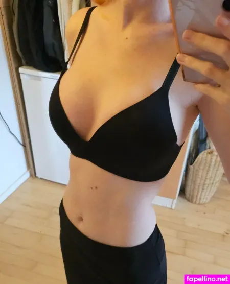 Tinylittlethingy OnlyFans Thumbnail #qNBXSvjyyb
