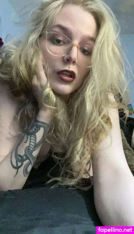 Tinyneondemon OnlyFans Thumbnail #5O2FJGnyas