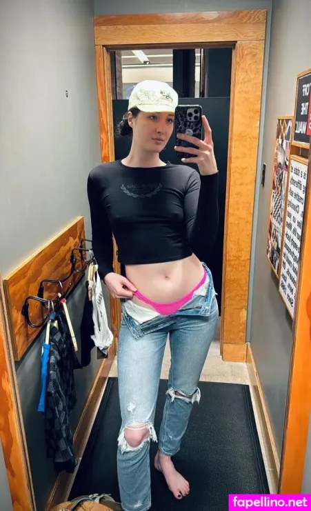 Tinypalemarshmallow Main Profile Photo