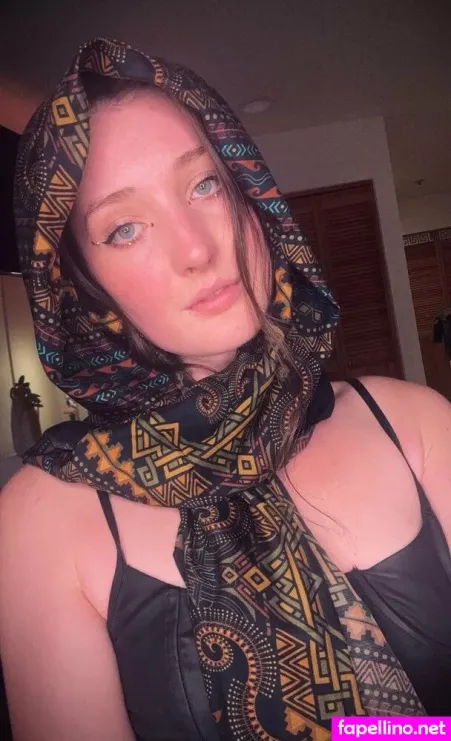 Tinypalemarshmallow OnlyFans Thumbnail #bYowRelA96