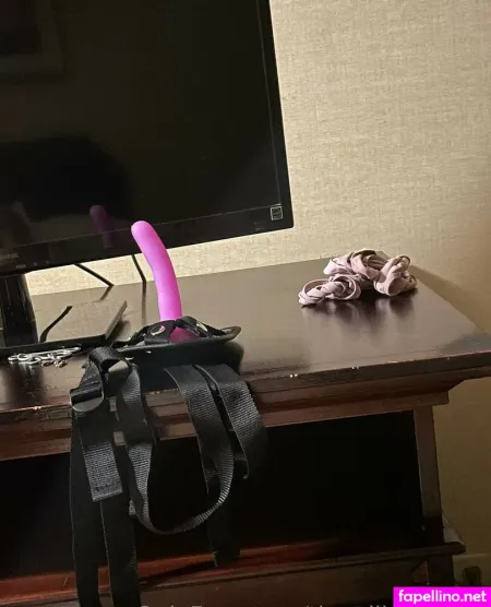 Tinypillowtitties 1 OnlyFans Thumbnail #f2fk9sdJEb