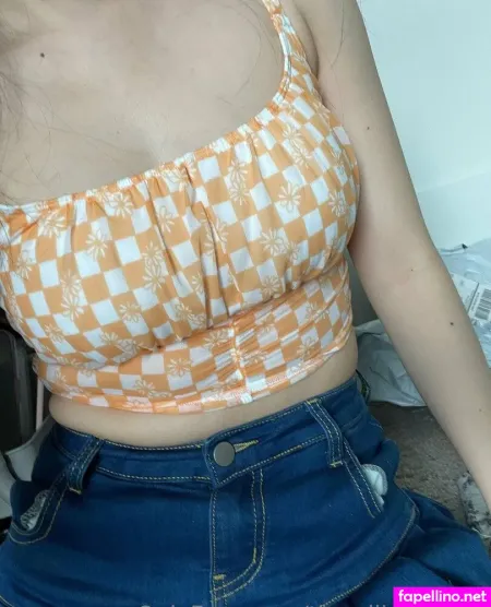 Tinypillowtitties 1 OnlyFans Thumbnail #zBK7CJ2URQ