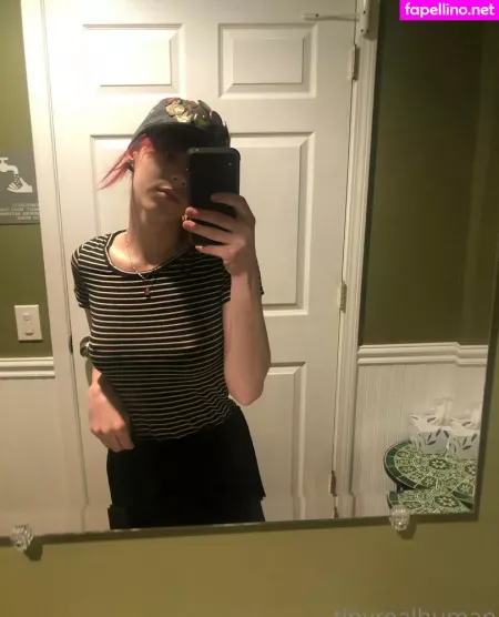 Tinyrealmoth OnlyFans Thumbnail #7DNwpTeXBU