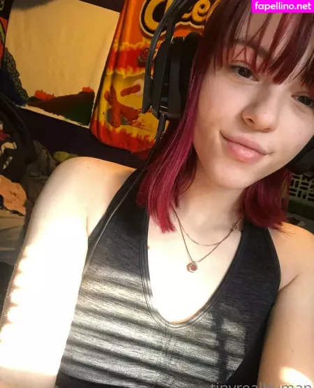 Tinyrealmoth OnlyFans Thumbnail #EX3oDf2Hw6