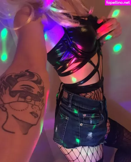 Tinysexilexi666 OnlyFans Thumbnail #Vlmez48Enh