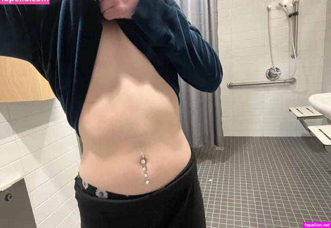 Tinytatianna OnlyFans Thumbnail #xCUDvZkHCl