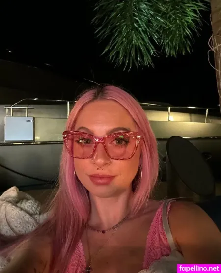 Tinytauny OnlyFans Thumbnail #e3vU5ovylV