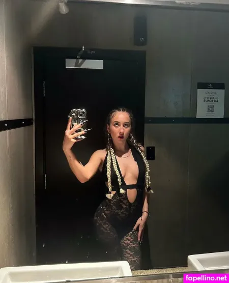 Tinytinktv OnlyFans Thumbnail #LIoH7q2L1P