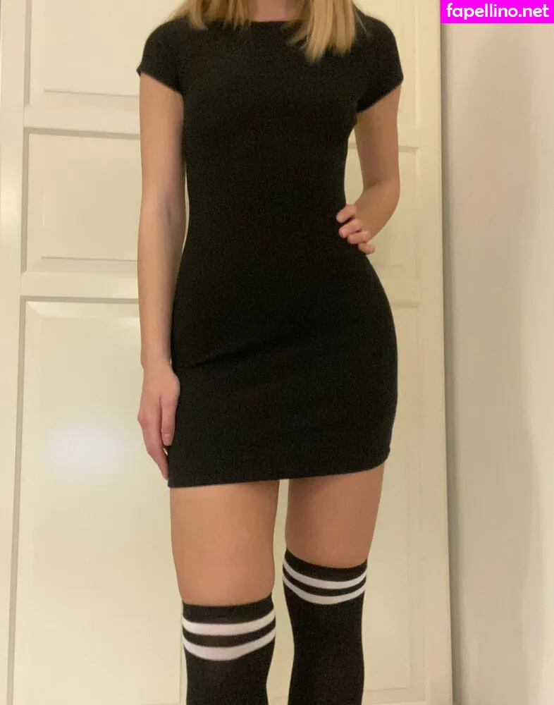 tin.yemmareels, tinywaistemma Nude Leaked OnlyFans Photo #CKos2TJJXM