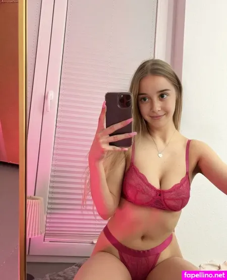 Tinyyava OnlyFans Thumbnail #5Fv09LlI6u