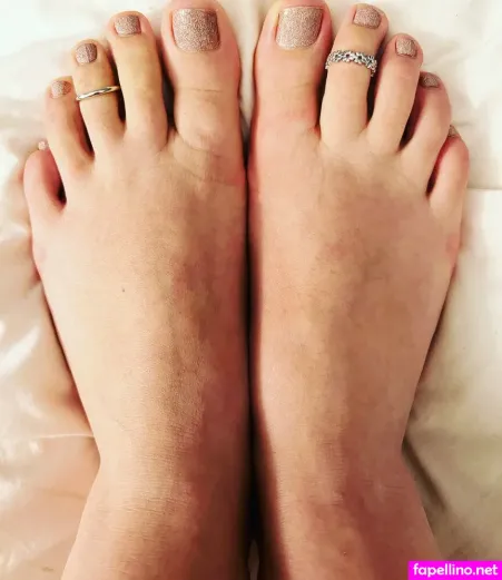 Tippystastytoes OnlyFans Thumbnail #PoTpclZcpQ