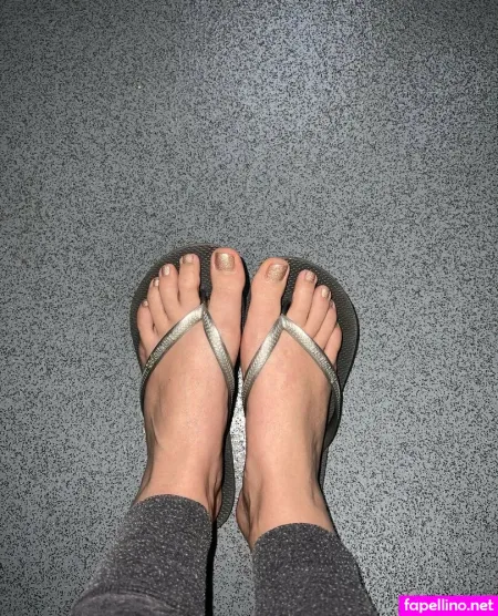 Tippystastytoes OnlyFans Thumbnail #SXOywRjOIu