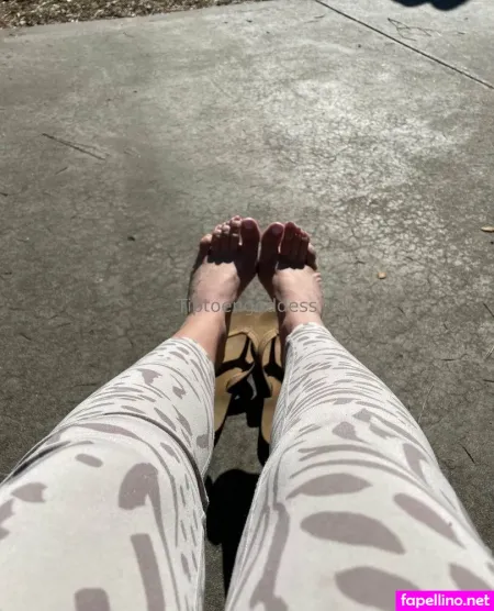 Tiptoengoddess Main Profile Photo