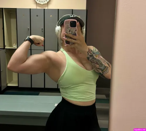 Tiredfaeriechar OnlyFans Thumbnail #JcQfU85n0r