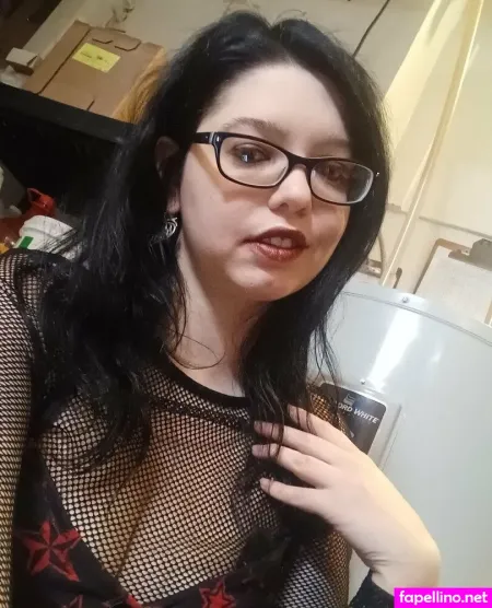 Titaniaxscarlet OnlyFans Thumbnail #UWijc0TgO3