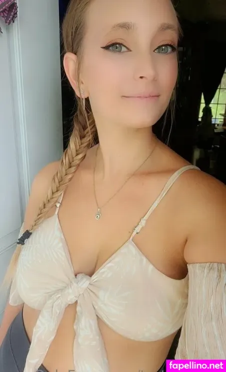 Titsmetina OnlyFans Thumbnail #4CC0I5o8rN