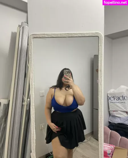 Titsqueen7 OnlyFans Thumbnail #i2Zc2Xi7K2