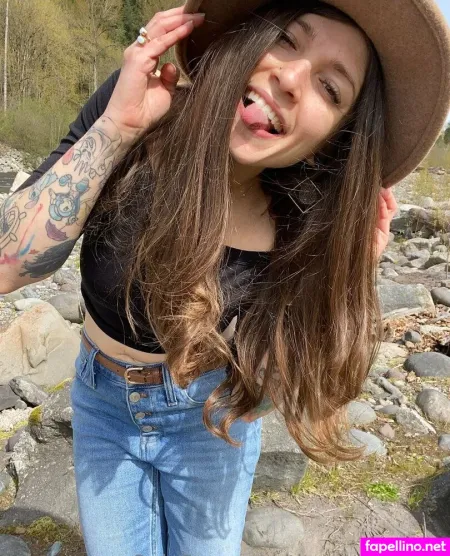 Titstattsntravel 2 OnlyFans Thumbnail #RPiRjnOhjq