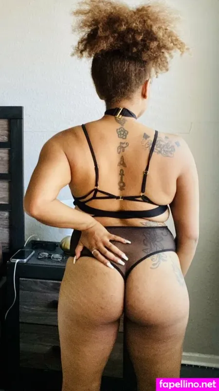 Tittiesnlipstck OnlyFans Thumbnail #lBwfekQQyy
