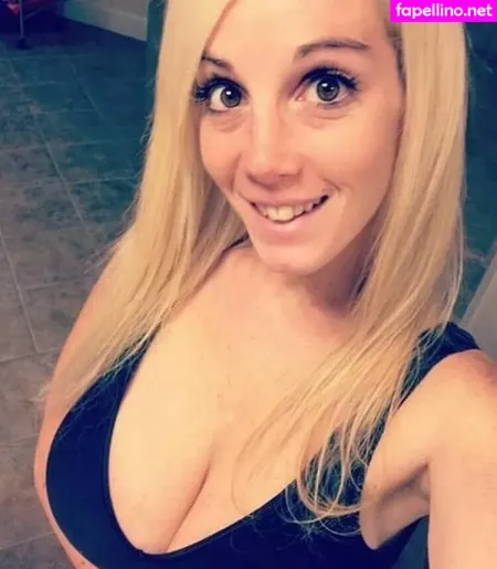 Tittyqueen77 OnlyFans Thumbnail #JGvhbU4hBO