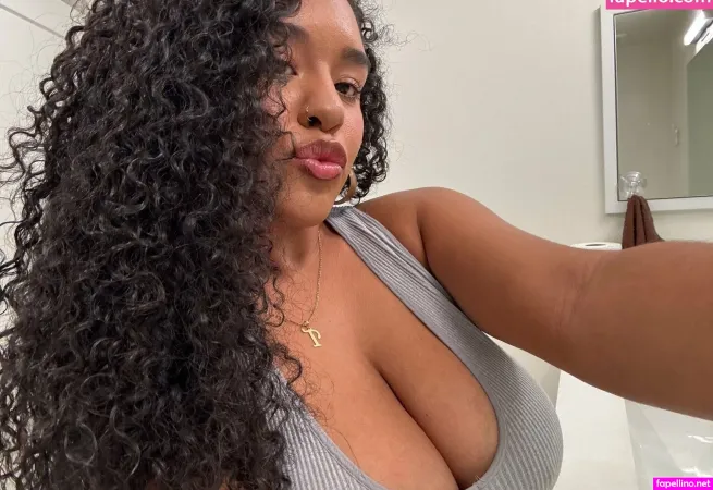 Tittytalia OnlyFans Thumbnail #12JDQo6LMv