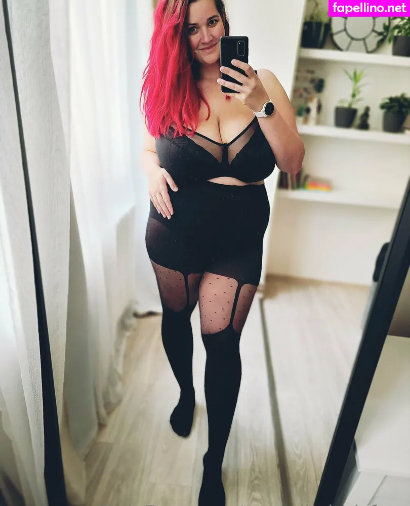 indecisive_travels, tittyveronikafree Nude Leaked OnlyFans Photo #QvQBPLU9F6